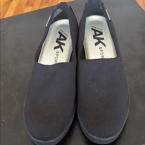 Anne Klein shoe 8
